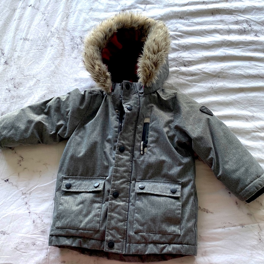 Excellent condition winter jacket for kids.